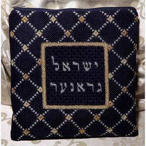 Photograph of stitched tefillin bag.